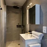 Yellow Duboy D'angers 2 Bedrooms
